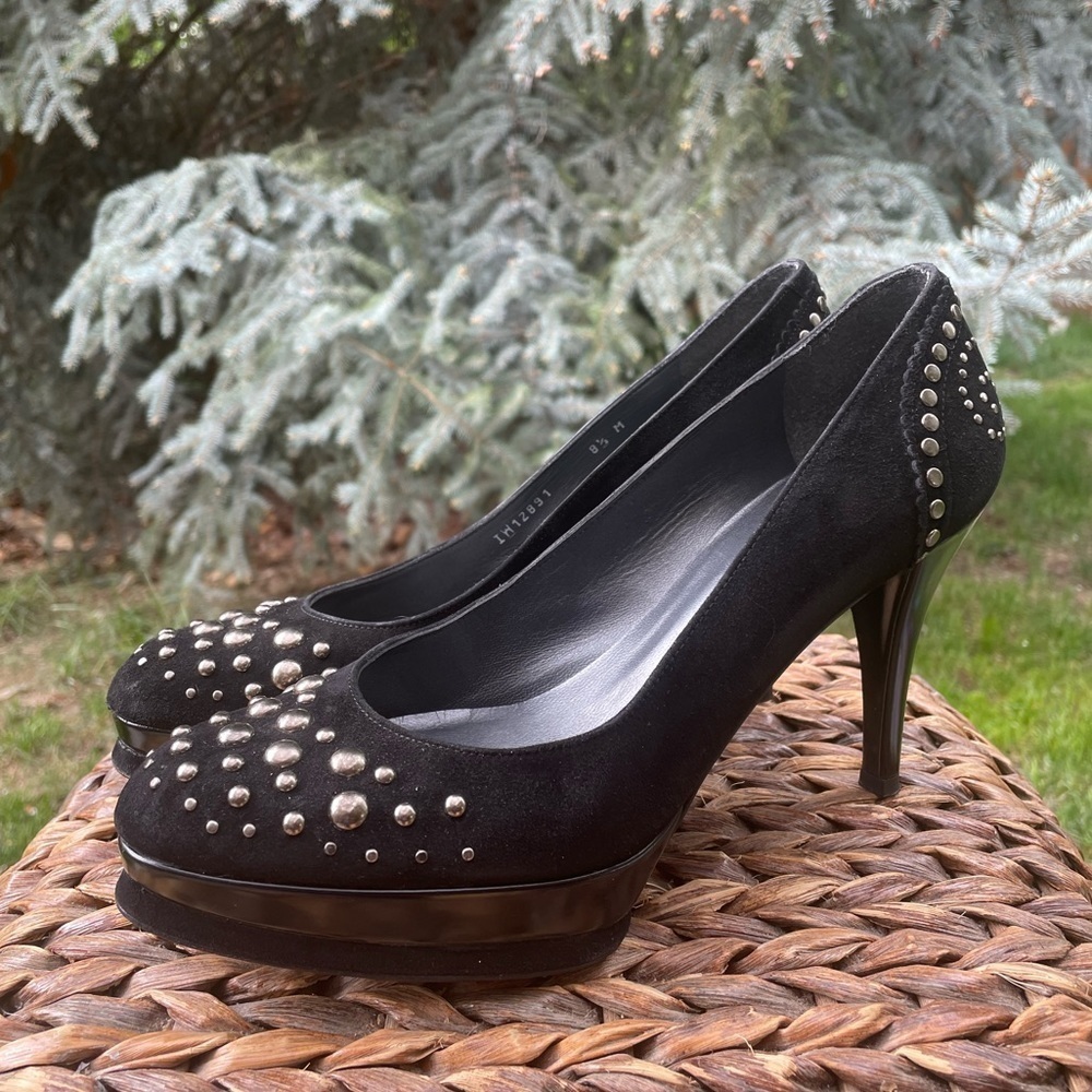 Stuart Weitzman Black Suede & Leather Studded Platform Stiletto Pumps. Size 8.5